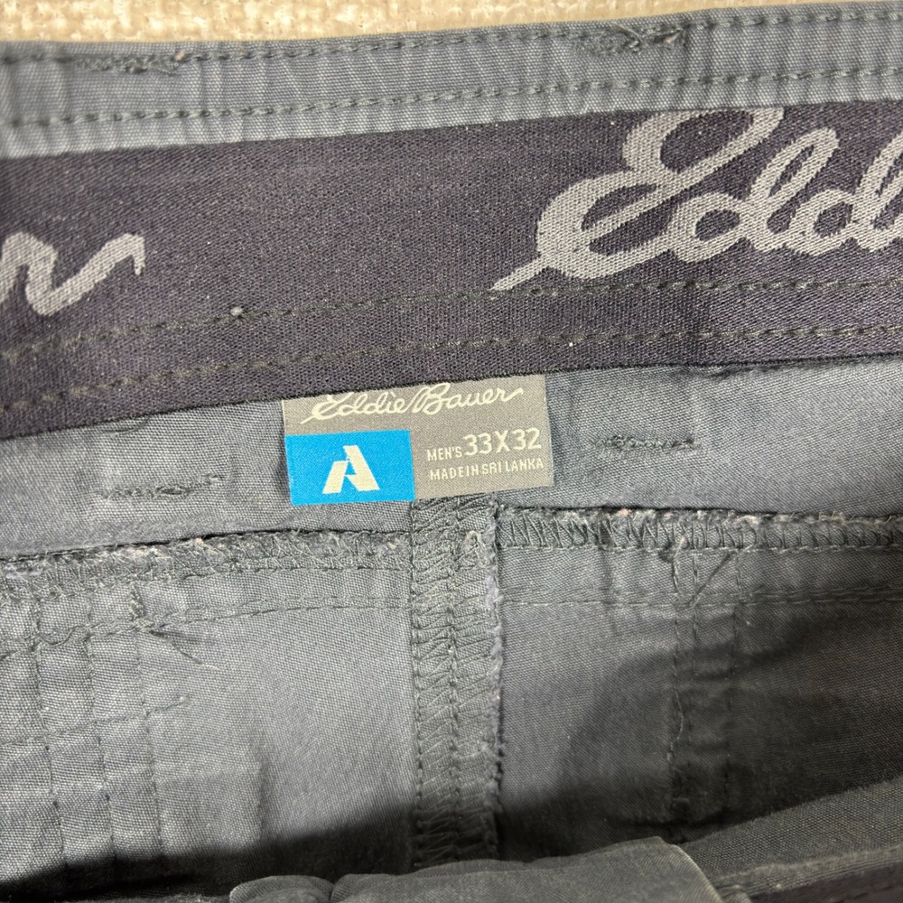 Eddie Bauer First Ascent Mens Cargo Pants 33x32 Gray Hiking Outdoor Utility - Picture 5 of 8
